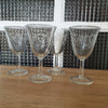 Lot de 4 verres à vin sur pied forme tulipe motifs volutes et croix - Hello Broc