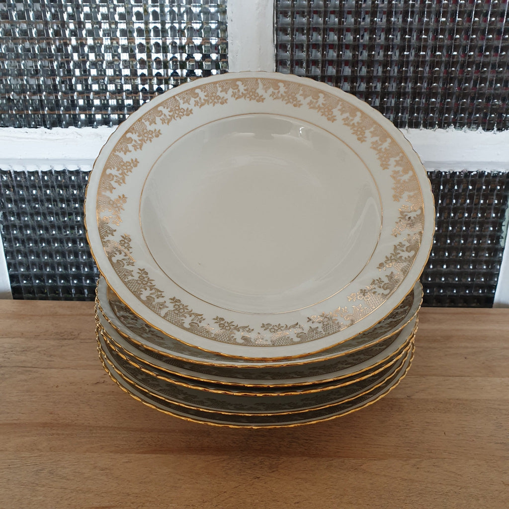Lot de 6 assiettes creuses en porcelaine blanche décor doré ADP France - 2 lots en stock - Hello Broc