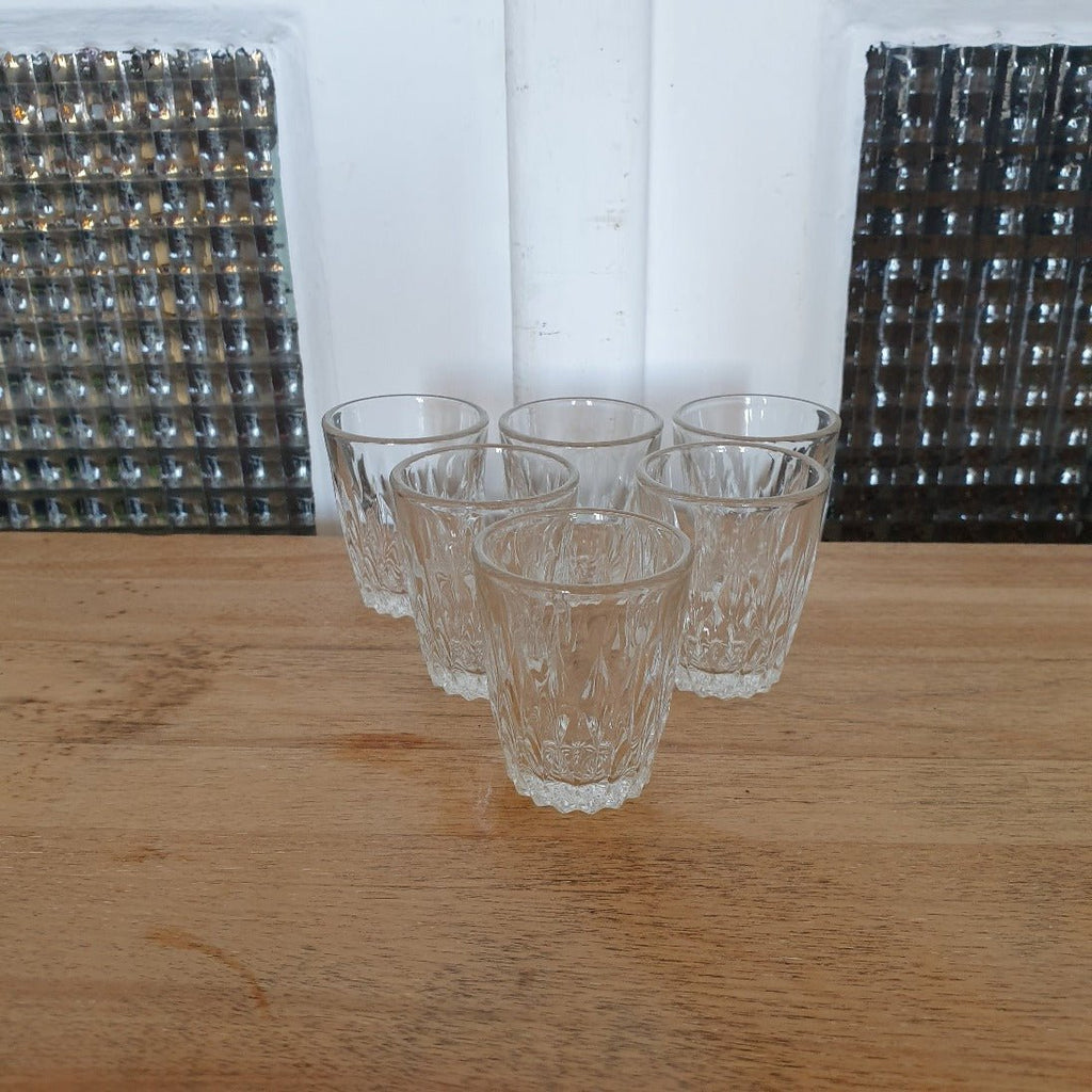 Lot de 6 mini verres à liqueur ou à digestif Chambord de Duralex France - Hello Broc