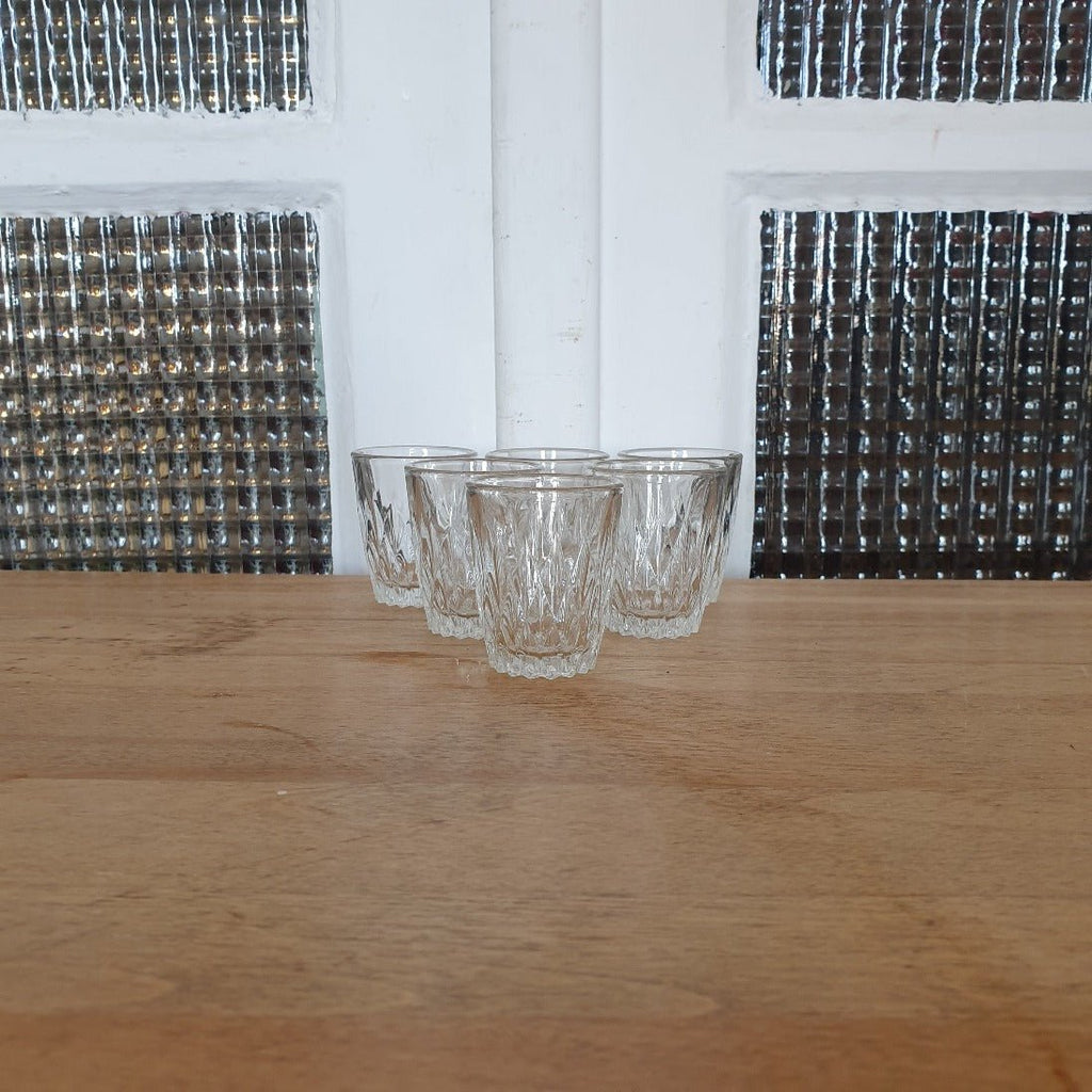 Lot de 6 mini verres à liqueur ou à digestif Chambord de Duralex France - Hello Broc