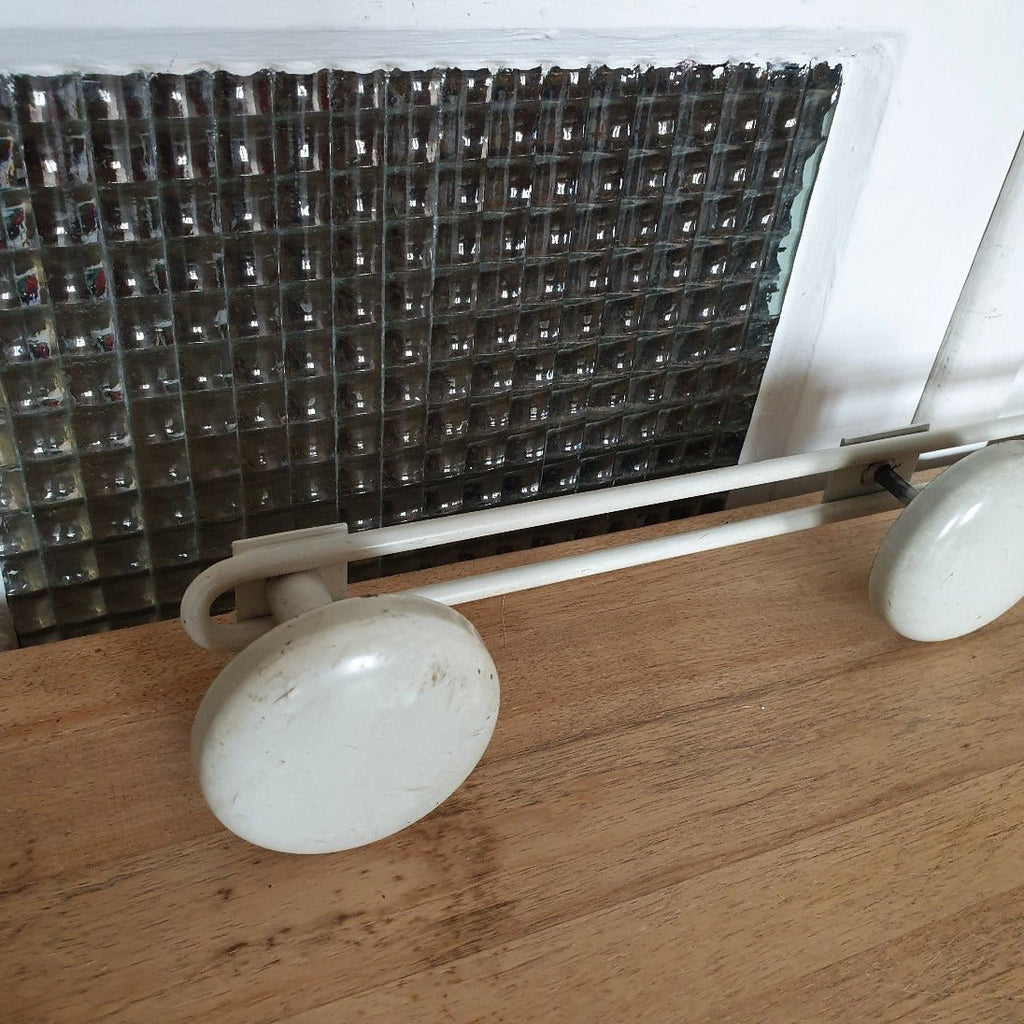 Porte-manteau vintage avec 4 patères blancs - Hello Broc