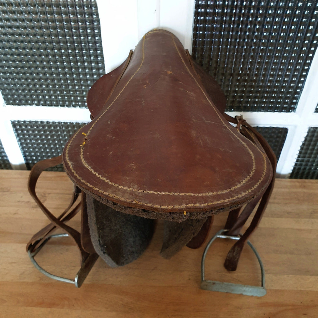 Selle poney vintage en cuir pour équitation enfant - Hello Broc