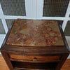 Table de chevet bicolore Art Déco en bois et plateau de marbre - Hello Broc
