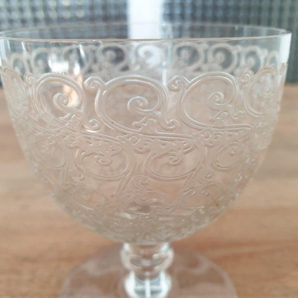 Verre à vin en cristal de Baccarat modèle Rohan contenance 13 cl - 9 en stock - Hello Broc